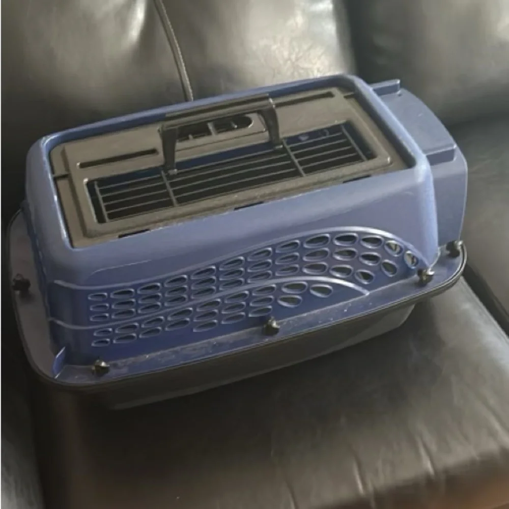 Pet carrier